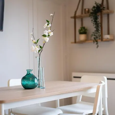 Centre - Proche Gare - Parking Velo - Balcon - Arrivee Autonome