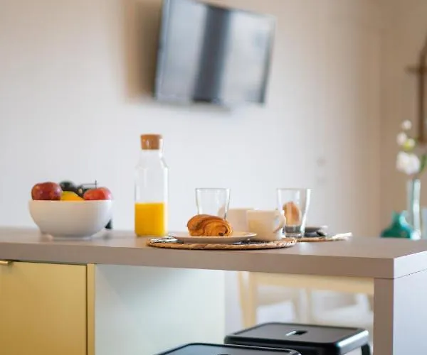 Appartement Centre - Proche Gare - Parking Velo - Balcon - Arrivee Autonome