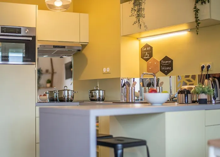 Appartement Centre - Proche Gare - Parking Velo - Balcon - Arrivee Autonome