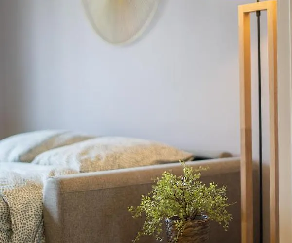 Centre - Proche Gare - Parking Velo - Balcon - Arrivee Autonome