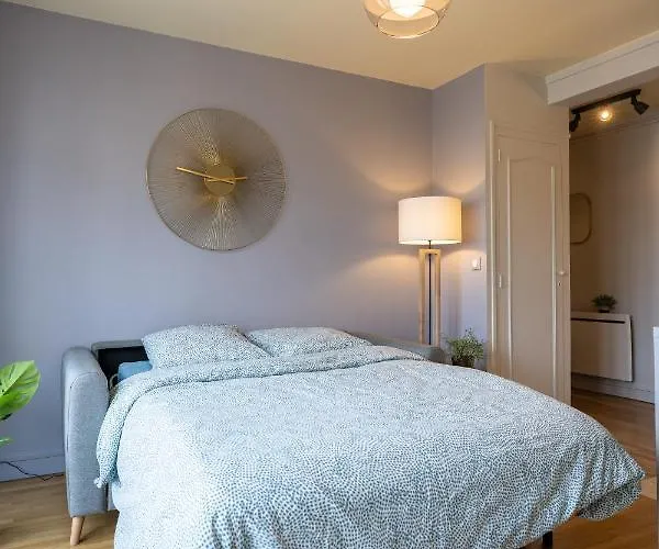 Centre - Proche Gare - Parking Velo - Balcon - Arrivee Autonome *