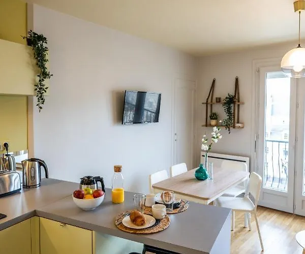 Centre - Proche Gare - Parking Velo - Balcon - Arrivee Autonome